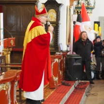 Wizyta Świętego Mikołaja w kościele w Starym Targu