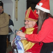 Święty Mikołaj z wizytą w kościele